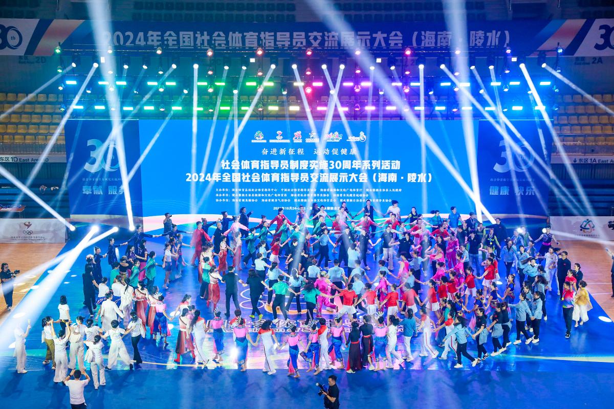 哈登三节5分小卡23中10，灰熊新秀暴走23+14+5，主场逆转快船